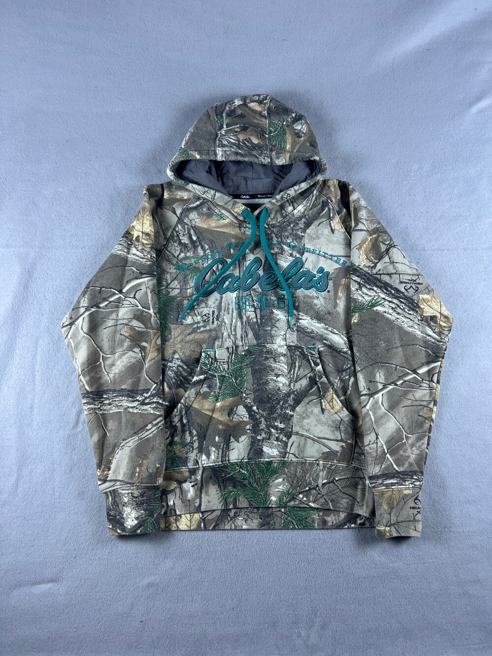 Cabela's Hoodie Womens S Realtree Camo Logo Spellout Fleece Hunting Sweatshirt